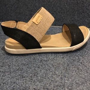 ECCO Damara Sandal